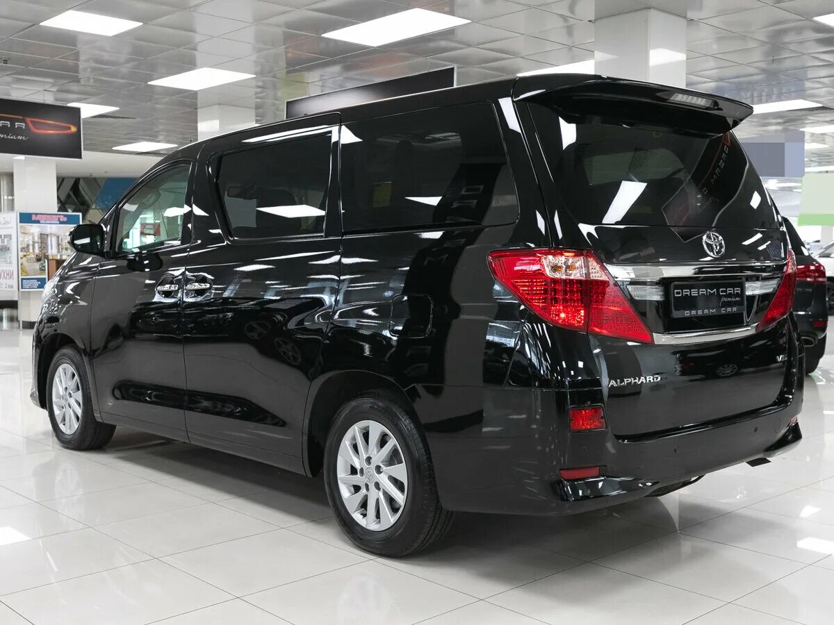 Тойота альфард 2. Toyota Alphard 2014 черная. Тойота альфард 2013. Альфард Тойота 2014 черный.