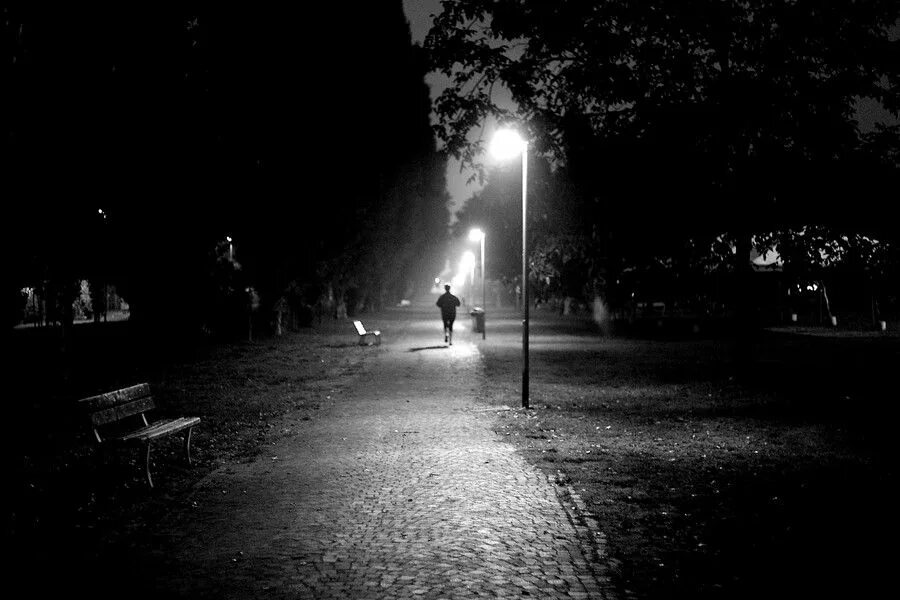 Как снимали под фонарем. Фонарь в темноте. Как снимали под фонарем. Фонарь в темноте. Улица освещенная фонарями.