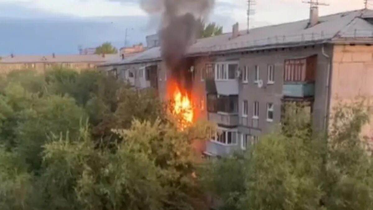 Сгоревшая бабушка. Пожары в Самарской области. Бабка пожар. ПОЭАО на победе в Самаре. Пожар на балконе.