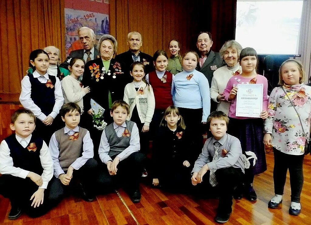 Школа 1400 1 корпус. Школа 1400 1 корпус. Школа 1400 1 корпус. Школа 1400 москва. Школа 1400 можайское шоссе.