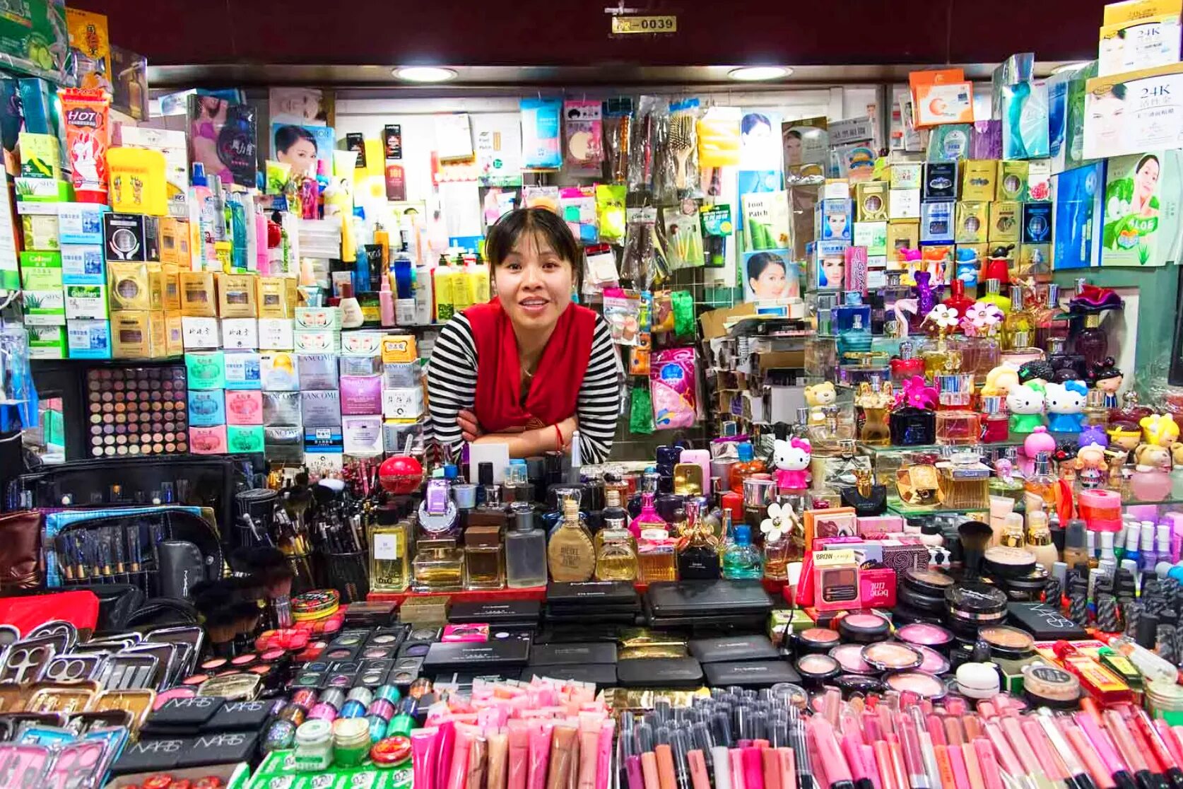 китай рынок товаров. товары из китая. китайские товары в хабаровске. рынок в китае. гуанчжоу рынок.