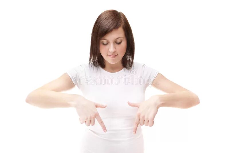 Человек на стуле. Девушка палец вниз. Соглашусь откажусь. Девушка указывает пальцем. Девушка указывает вниз.