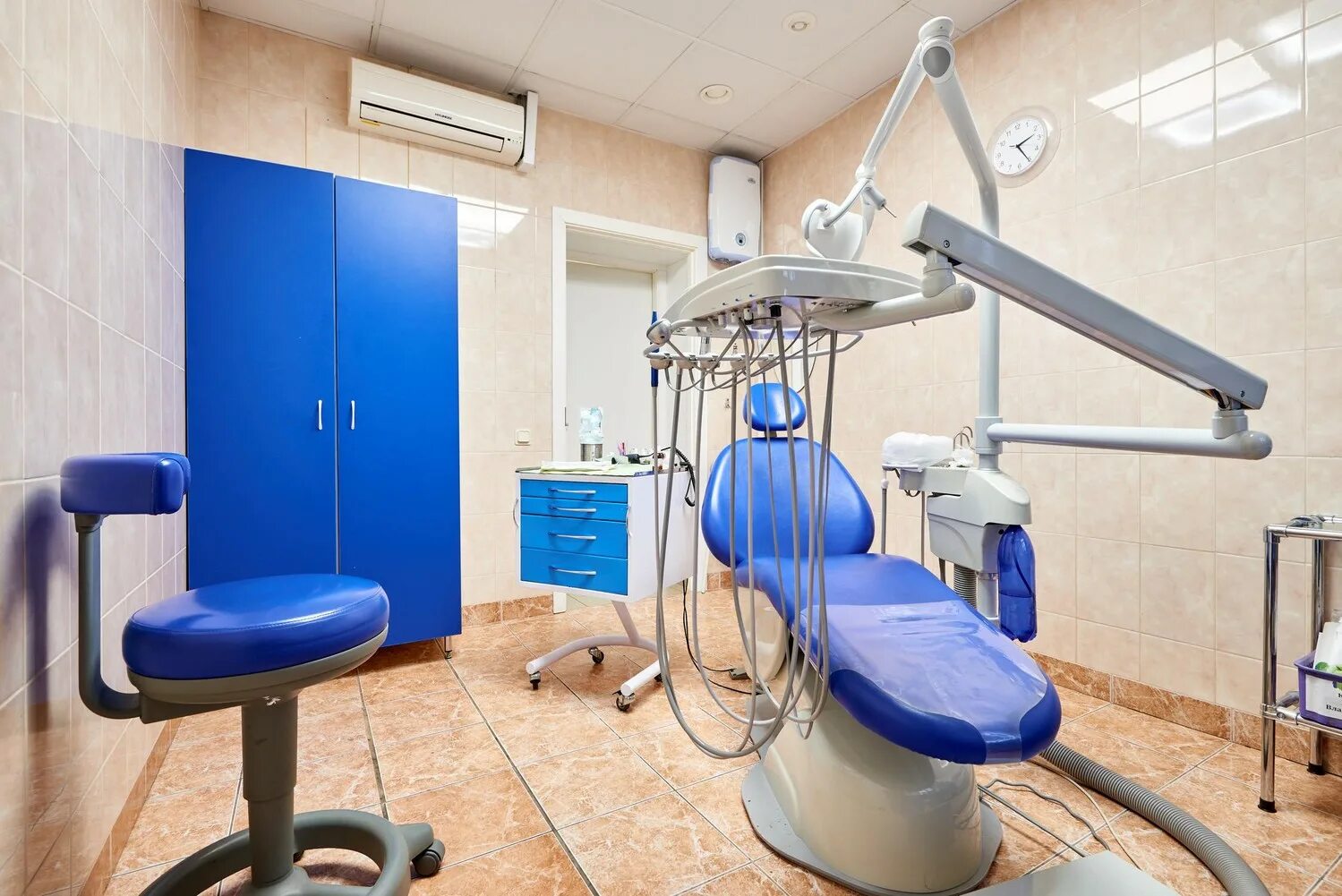 стомамедсервис гатчина проспект 25 телефон. медицинский центр гатчина 25 октября. белова стомамедсервис гатчина. стомамедсервис гатчина проспект. медицинский центр гатчина 25 октября.