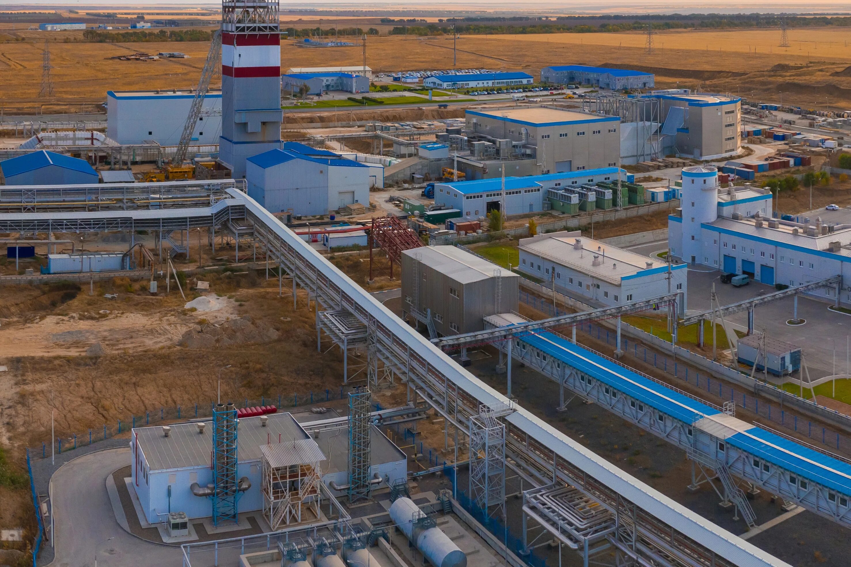 шагающий экскаватор стойленский гок. горно обогатительный комплекс. норильский горно обогатительный комбинат. александровский рудник забайкальский край. горно обогатительный комплекс.