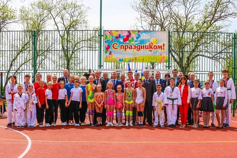 Посёлок зелёный Тихорецкий район. Спортивный комплекс в городе Тихорецк. Администрация Тихорецкого района. Поселок парковый Тихорецкий район. Погода в хоперской тихорецкого района краснодарского края