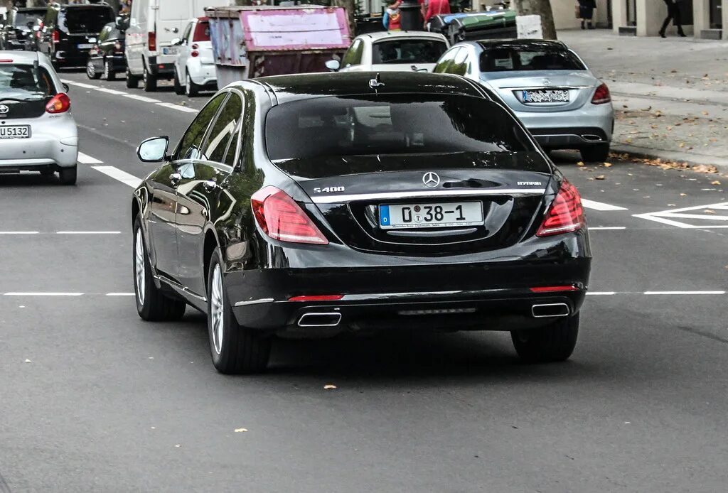 Deutsche Diplomatenkennzeichen / German diplomatic license plates (0) - (D) Germ