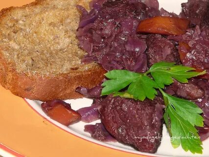 Говядина с капустой и картошкой