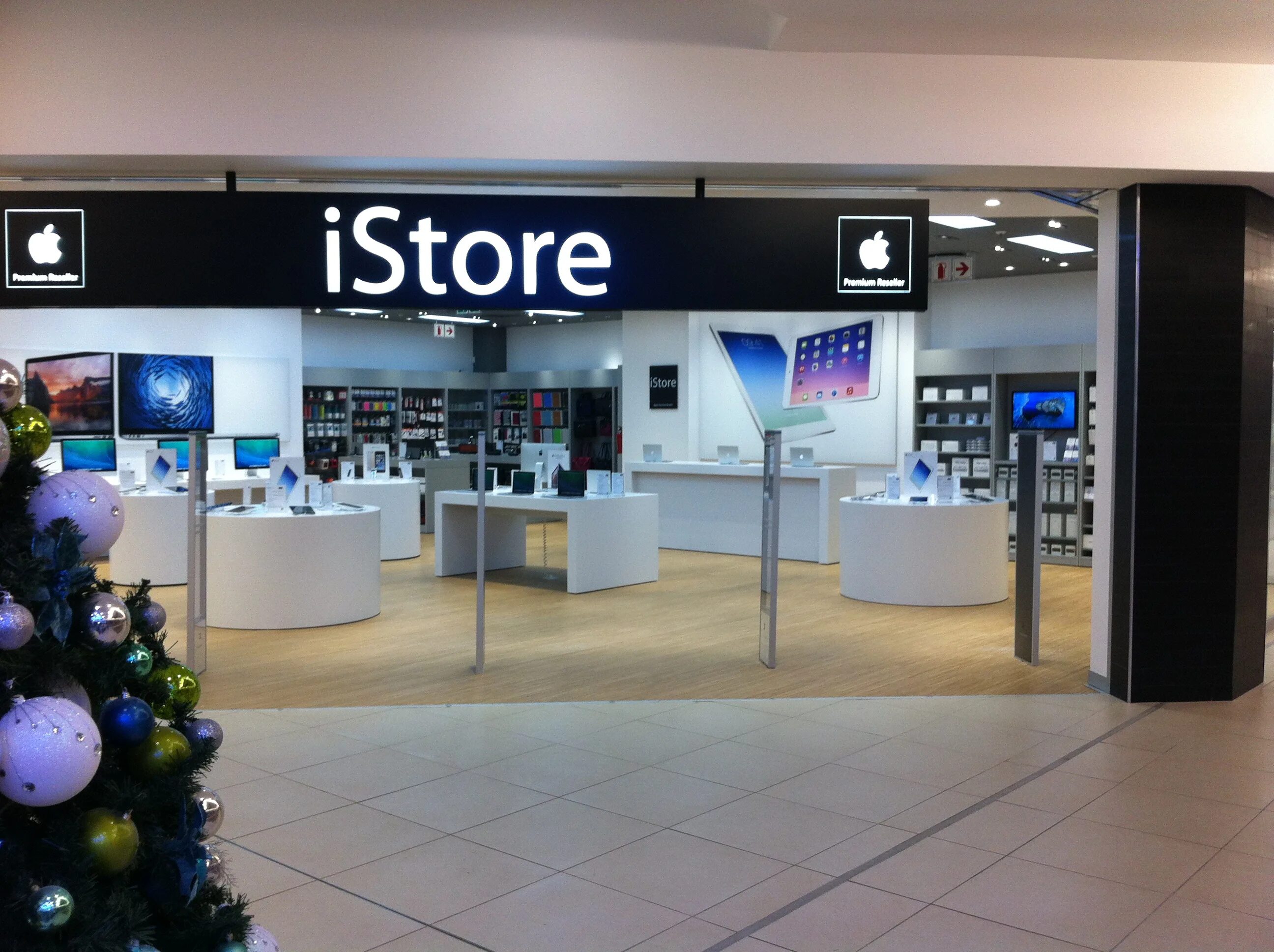 Айстор. B i store. B i store. Магазин istore. Магазин istore.