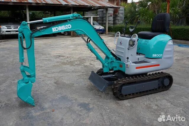 Мини экскаватор Kobelco sk007. Миниэкскаватор "Kobelco" sk007. Кобелко sk200. Экскаватор Kobelco sk200lc. Мини экскаватор купить на авито б у