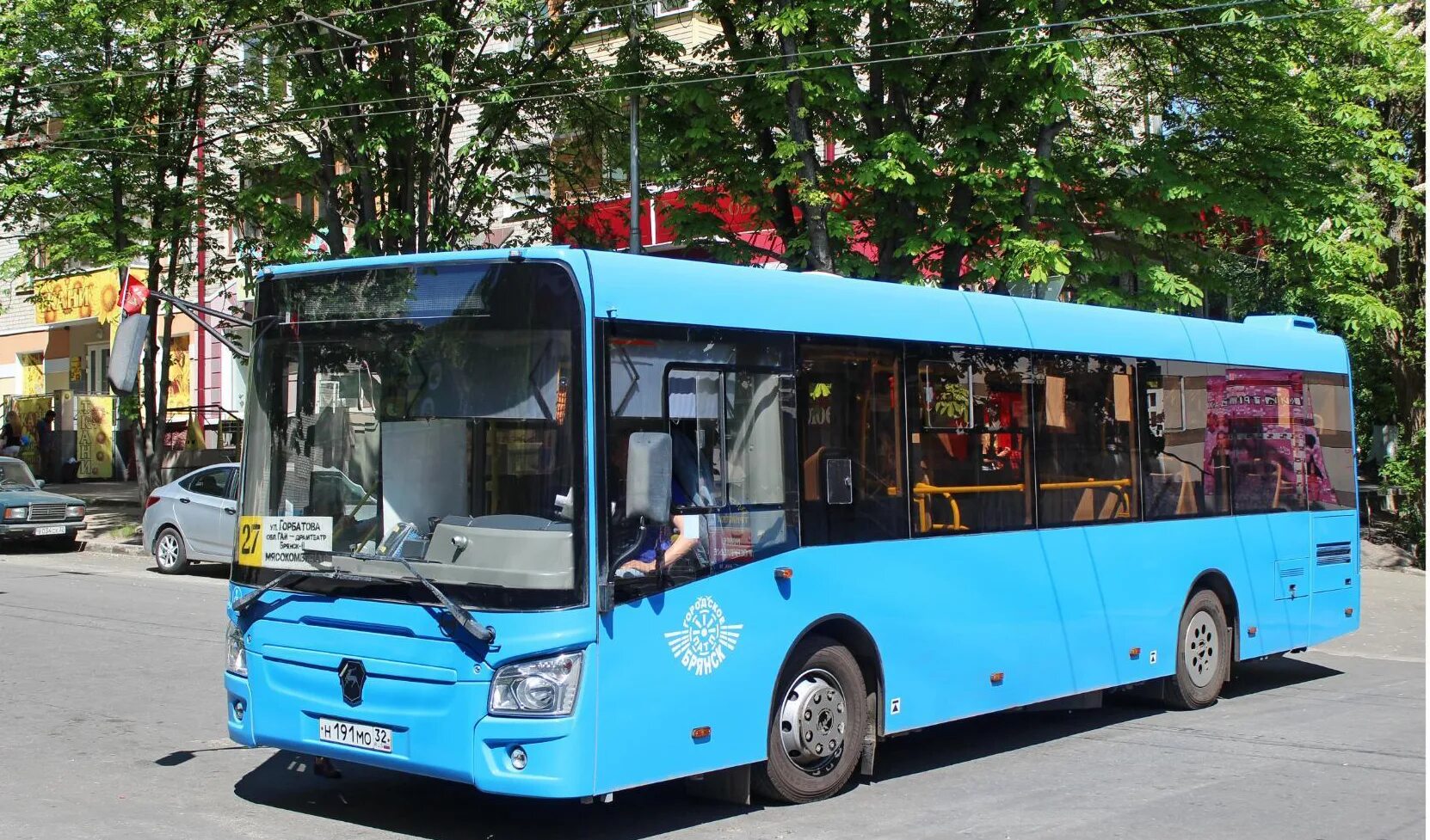 Автобусы брянск в реальном времени. Автобусы брянск. брянский автобус. синий автобус. общественный транспорт брянск.