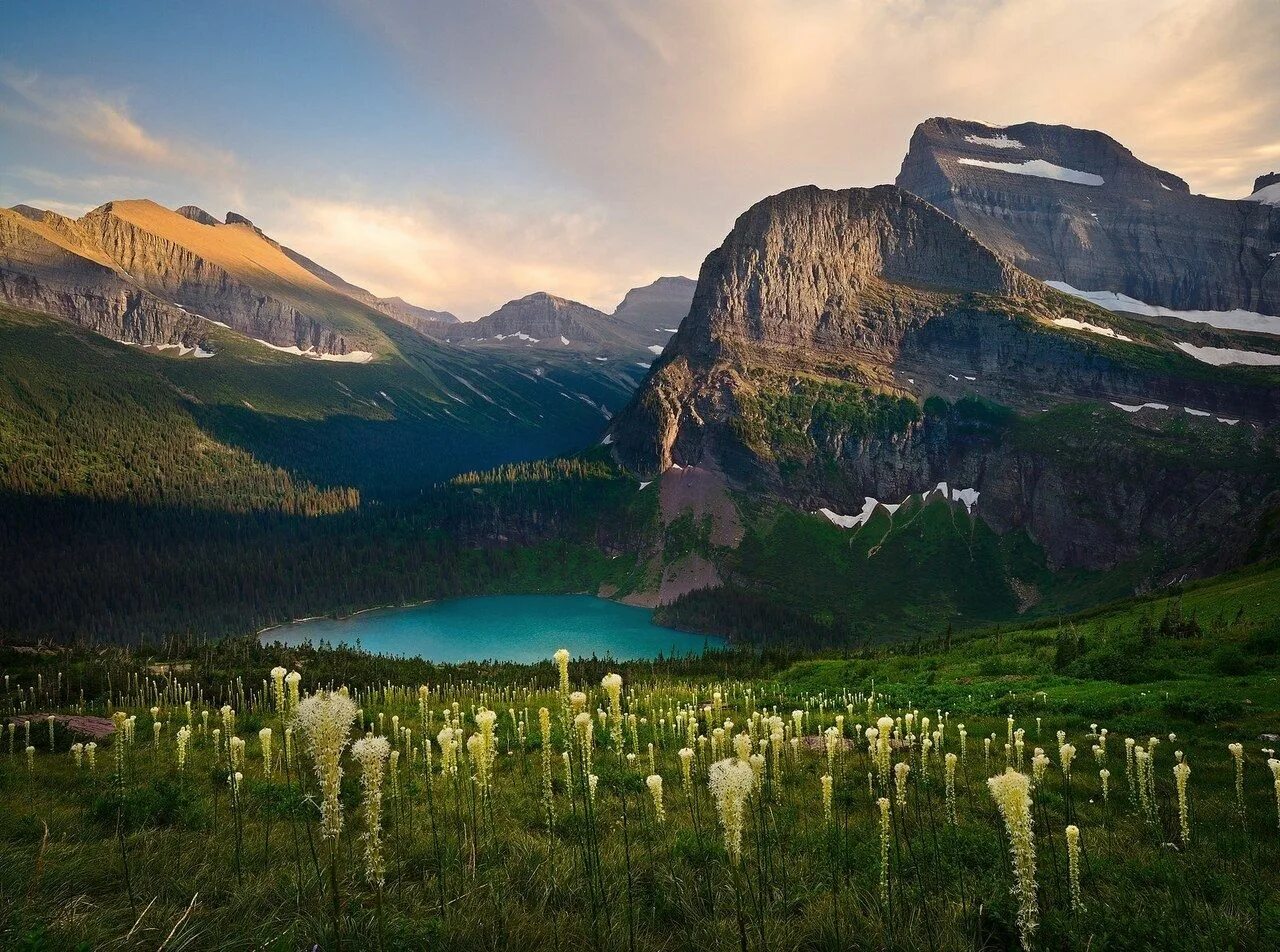 National park usa. Парк Глейшер в штате Монтана. Глейшер (национальный парк, США). Национальный парк штат Монтана. Штат Монтана горы.