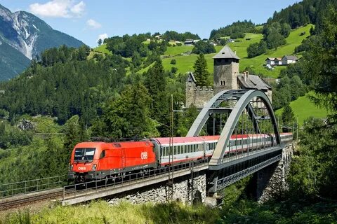 Train full