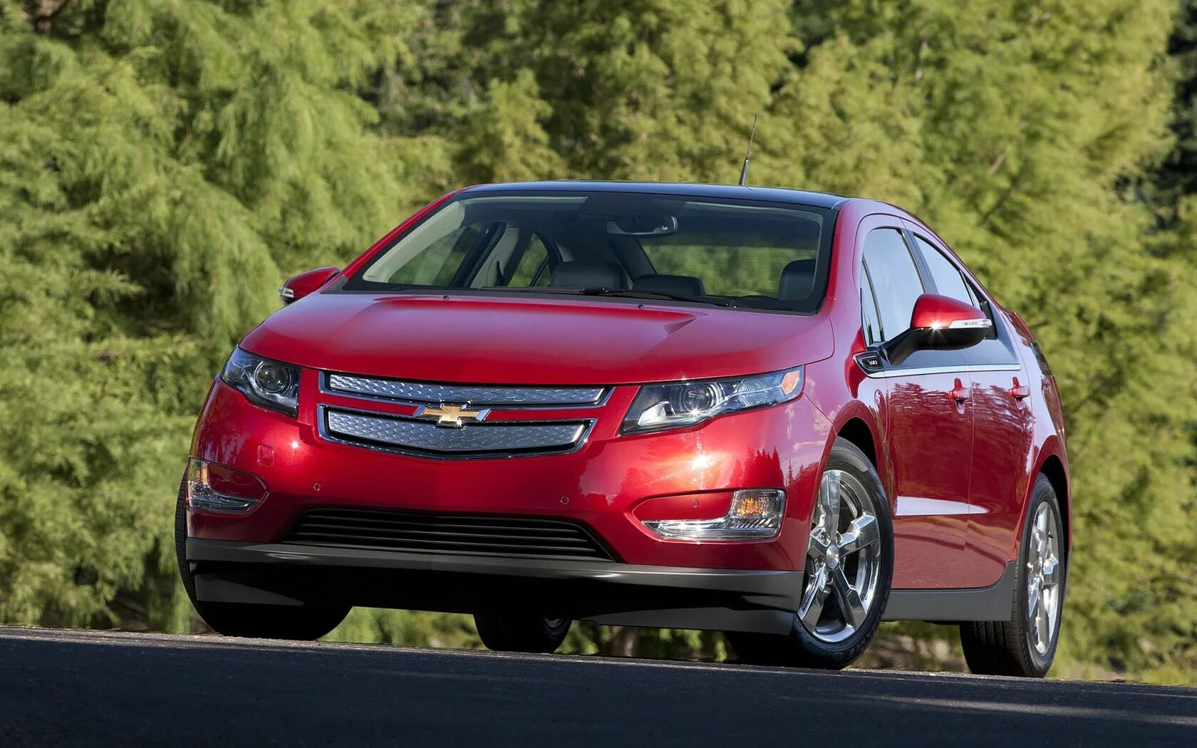 Шевроле новые цена фото. Chevrolet Volt 2014. Chevrolet Volt 2010. Chevrolet Volt 2012. Шевроле вольт 2023.