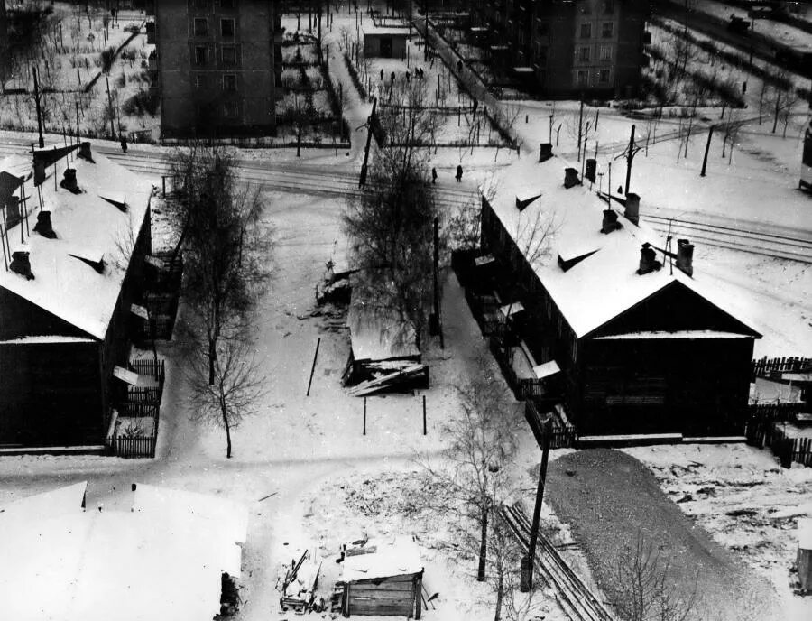 Нижний новгород поселок октябрьский. Город Горький бараки Московский район. Бараки Сормово Нижний Новгород. Ул Баранова Нижний Новгород Московский район. Посёлок Горький Нижний Новгород.