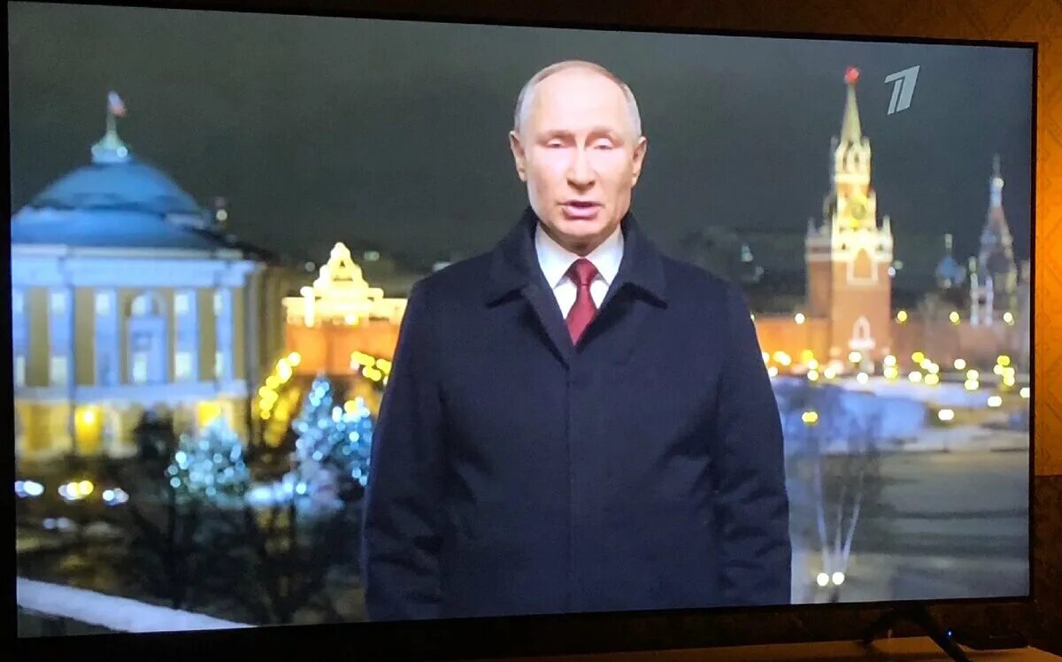 На каком канале будут поздравления президента. Новогоднее обращение президента. Новогоднее обращение Путина 2020. Новогоднее обращение Путина 2015. Новогоднее обращение Путина 2019.