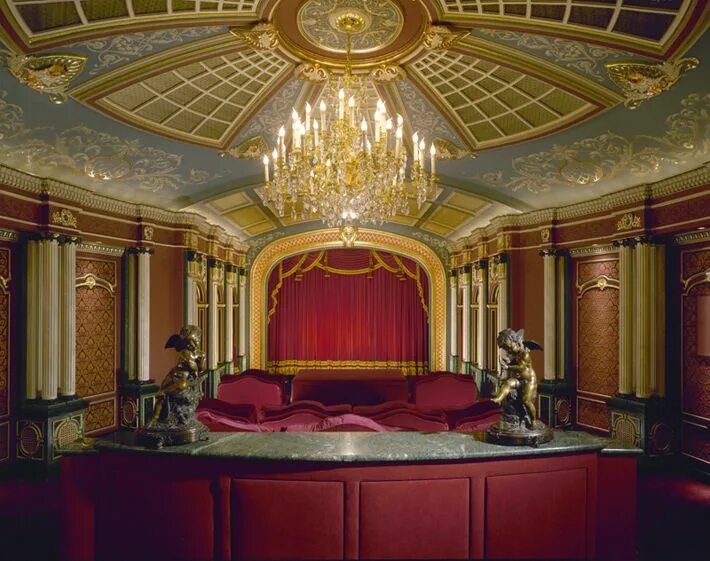 Театр стиля. Интерьер театра. красивые интерьеры театра. театральный стиль в интерьере. интерьер современного театра.