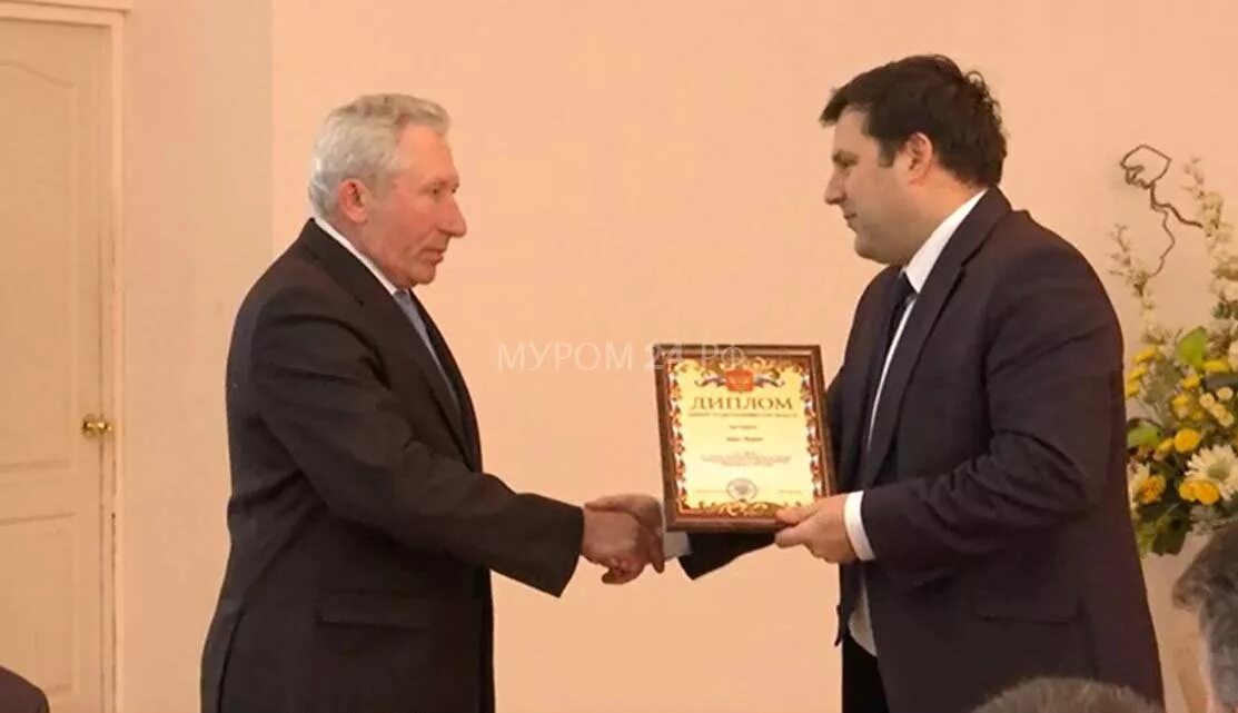 Союз управляющая компания иркутск. Лакина муром. Распорядок дня в роддоме. Горячие сердца эмблема для команды. Союз муром управляющая.