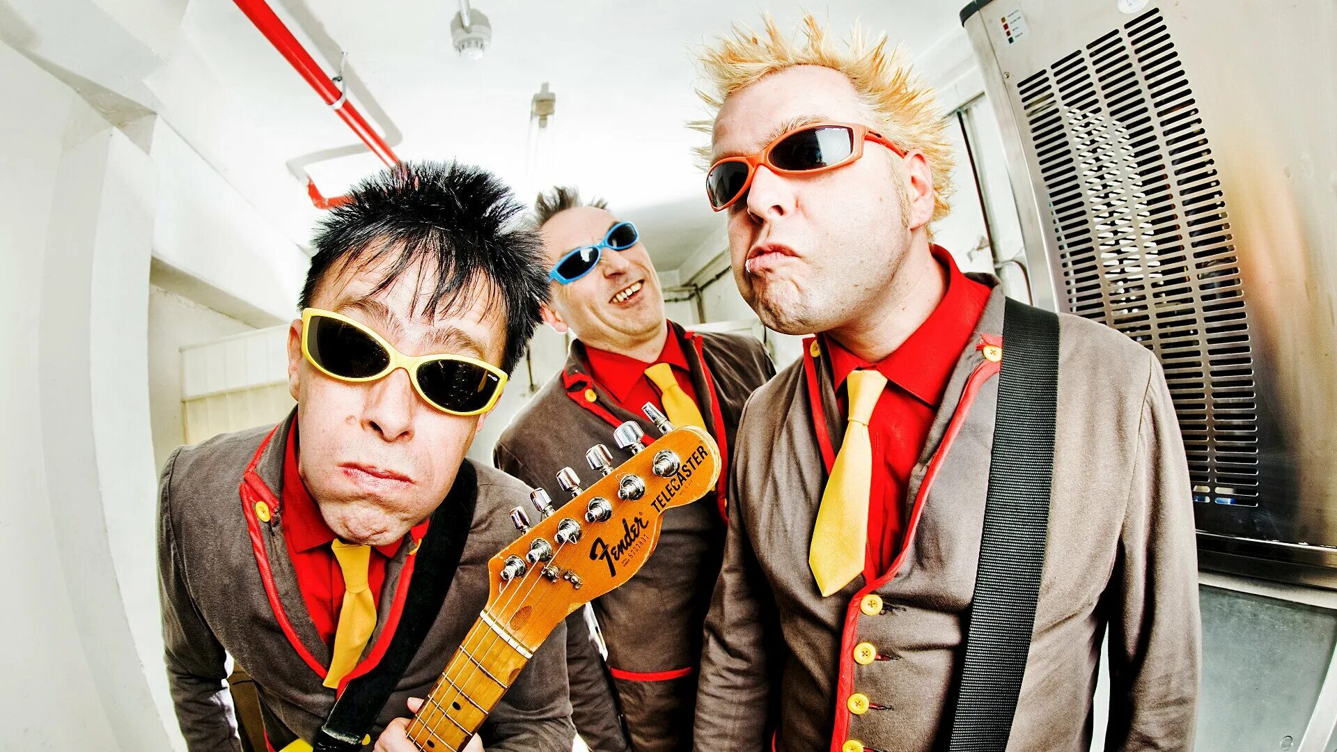 Группа stage dolls вкон. Чёртовы куклы группа. Toy dolls группа «tommy kowey's car». Панк группа кукла. Группа куклы песни.