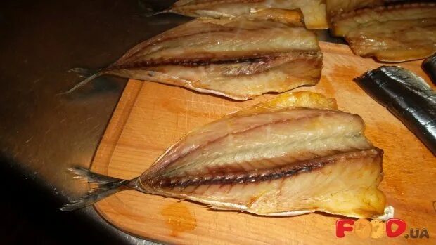 Балык из селедки. Скумбрия вяленая рыба. скумбрия балык. скумбрия балык вялка. пеламида вяленая.