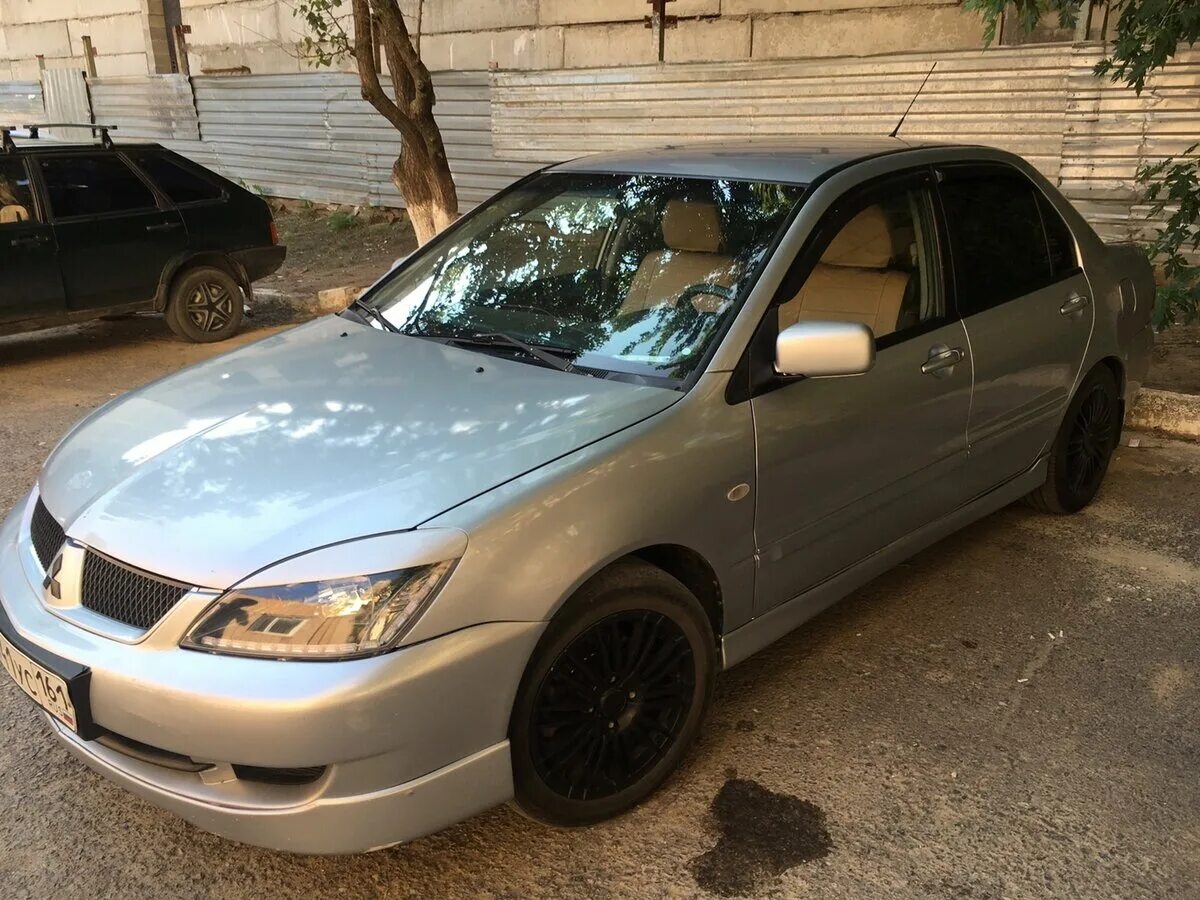 Lancer 9 1.6 2005. Mitsubishi Lancer 9 1.6. Лансер 9 серебристый. Лансер 9 2005. Купить лансер 9 механика