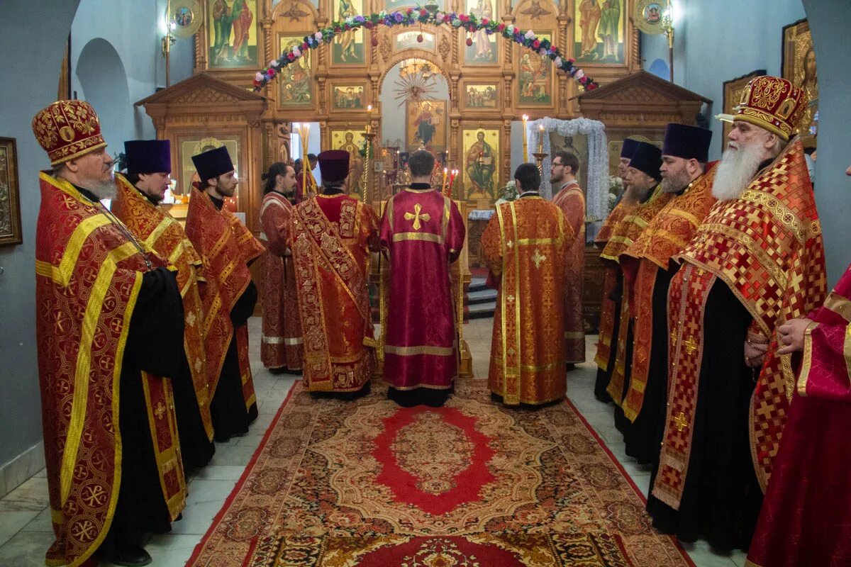 знаменский храм богослужений красногорск. церковь знаменское-губайлово красногорск. какой сегодня праздник в церкви. знаменский храм богослужений красногорск.