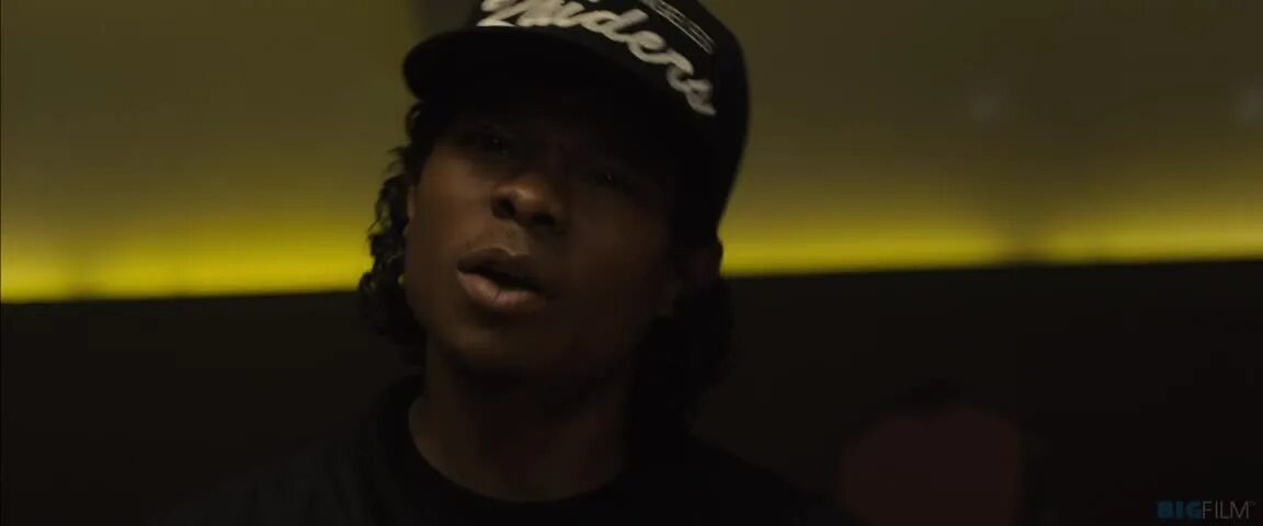 Голос улиц 5. Голос улиц 5. Nwa голос улиц. Улица голос фильм eazy e. Голос улиц 2015.