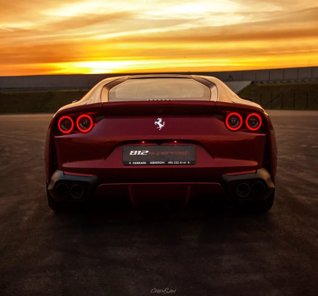 Включи 812. Ferrari 812. феррари 812 superfast. феррари 812 superfast сзади. 812 superfast сзади.