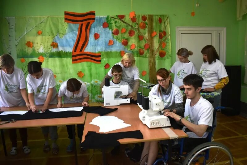Работники реабилитационного центра