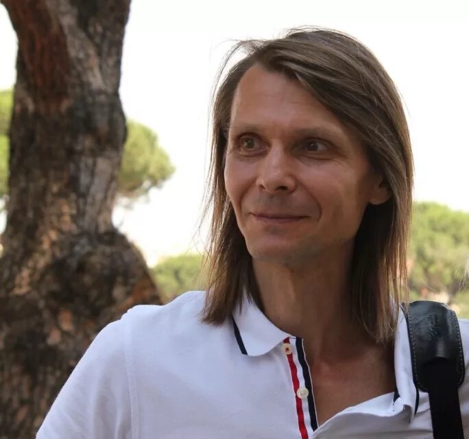 Сумиран фото. Сумиран д. Свами йога камал сумиран индия 2008. Сумиран. Сумиран.
