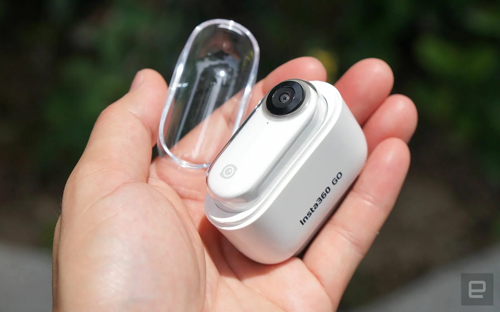 Экшн камера insta360 go. Камера insta 360 go 2. камера инста 360 экшен камера. . insta360 go белый.