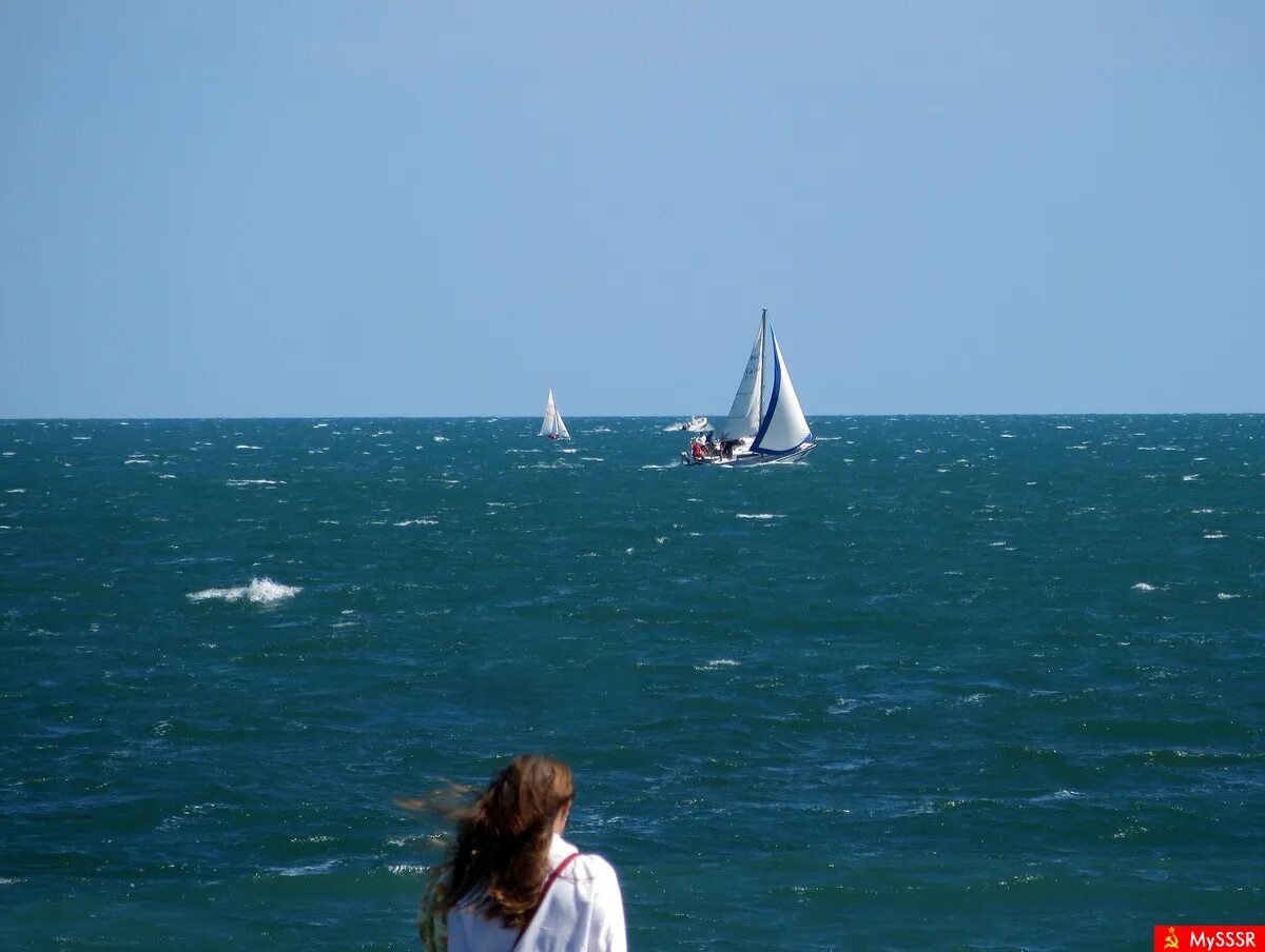 Переехать к морю. Давай уедем на море. Группа море - давай уедем к морю. Давай уедем к морю песня.