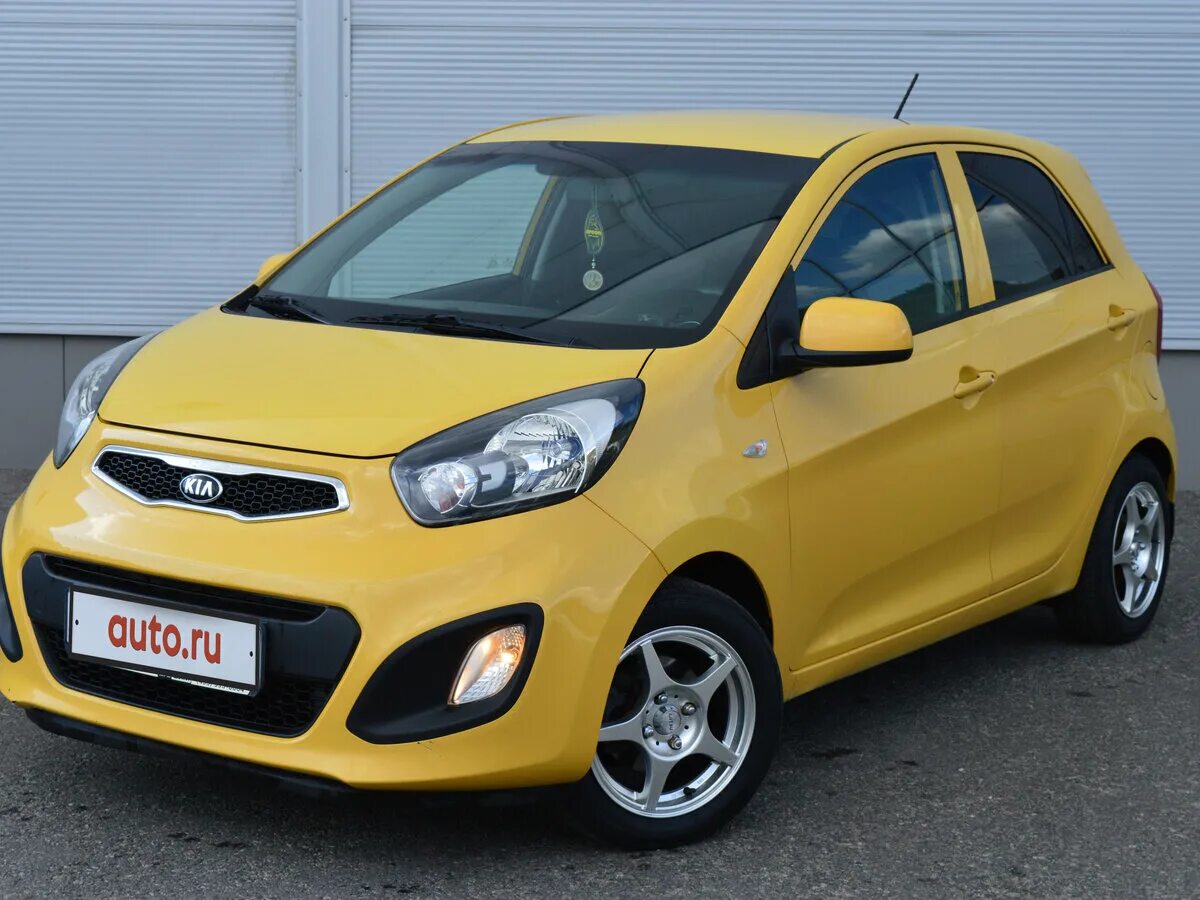 Kia Picanto II. Kia Picanto хэтчбек. Kia Picanto желтая. Кия Пиканто 2012. Купить киа пиканто в спб