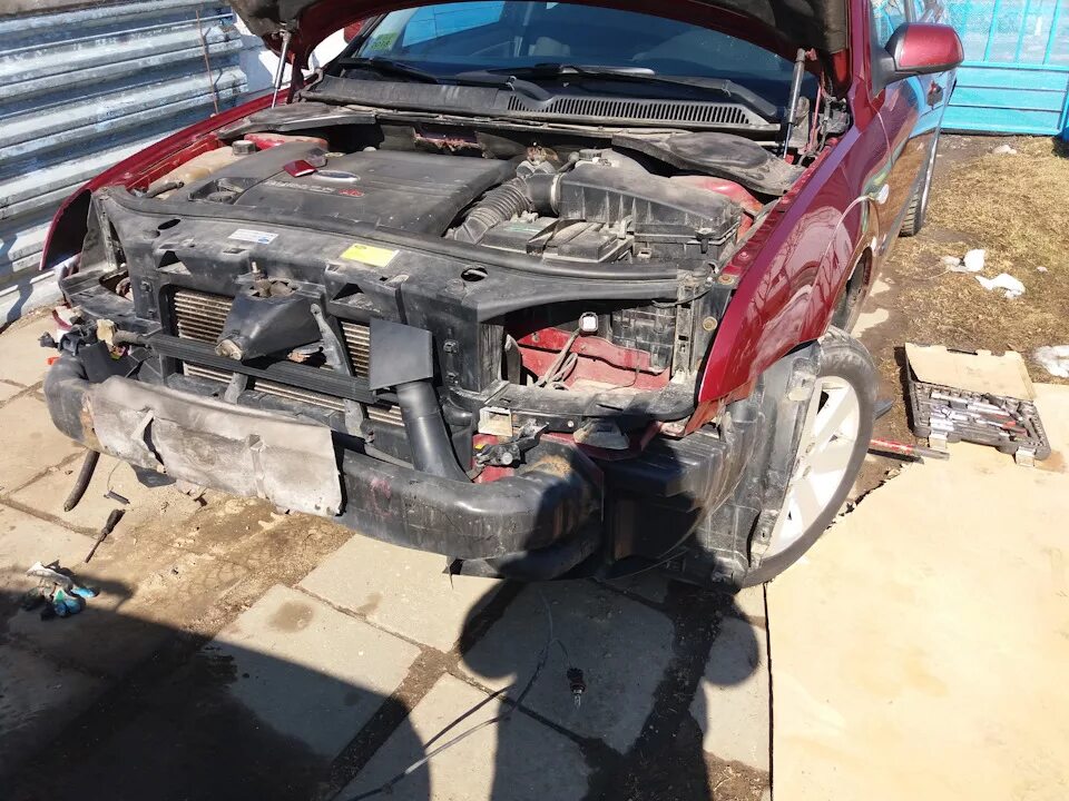 Снять бампер мондео 3. Форд мондео 3 без бампера. ford mondeo 3 без бампера. mondeo 4 без бампера. ford mondeo 2 без бампера.