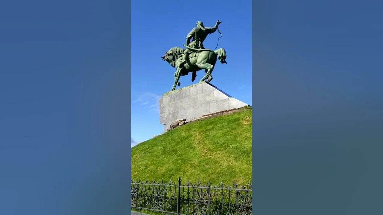 Уфа памятник Салават Салават Юлаев. Салават Юлаев Казань памятник. Башкортостан Салават Юлаев памятник. Башкирия памятник Салавату Юлаеву. Жена салавата юлаева