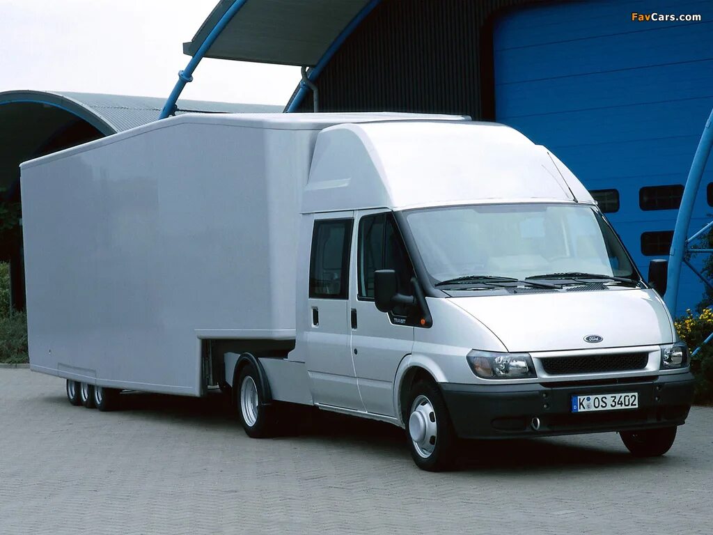 Купить фургон московская область. Ford Transit 2000 грузовой. Ford Transit 2000 фургон. Ford Transit 3.5 т. Ford Transit '2000–06.