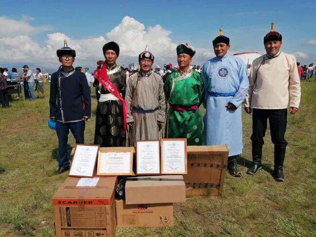 Подслушано в контакте хемчикском кожууне. Барун-Хемчикский кожуун. Республика Тыва Барун-Хемчикский район. Наадым 2022 Республика Тыва.