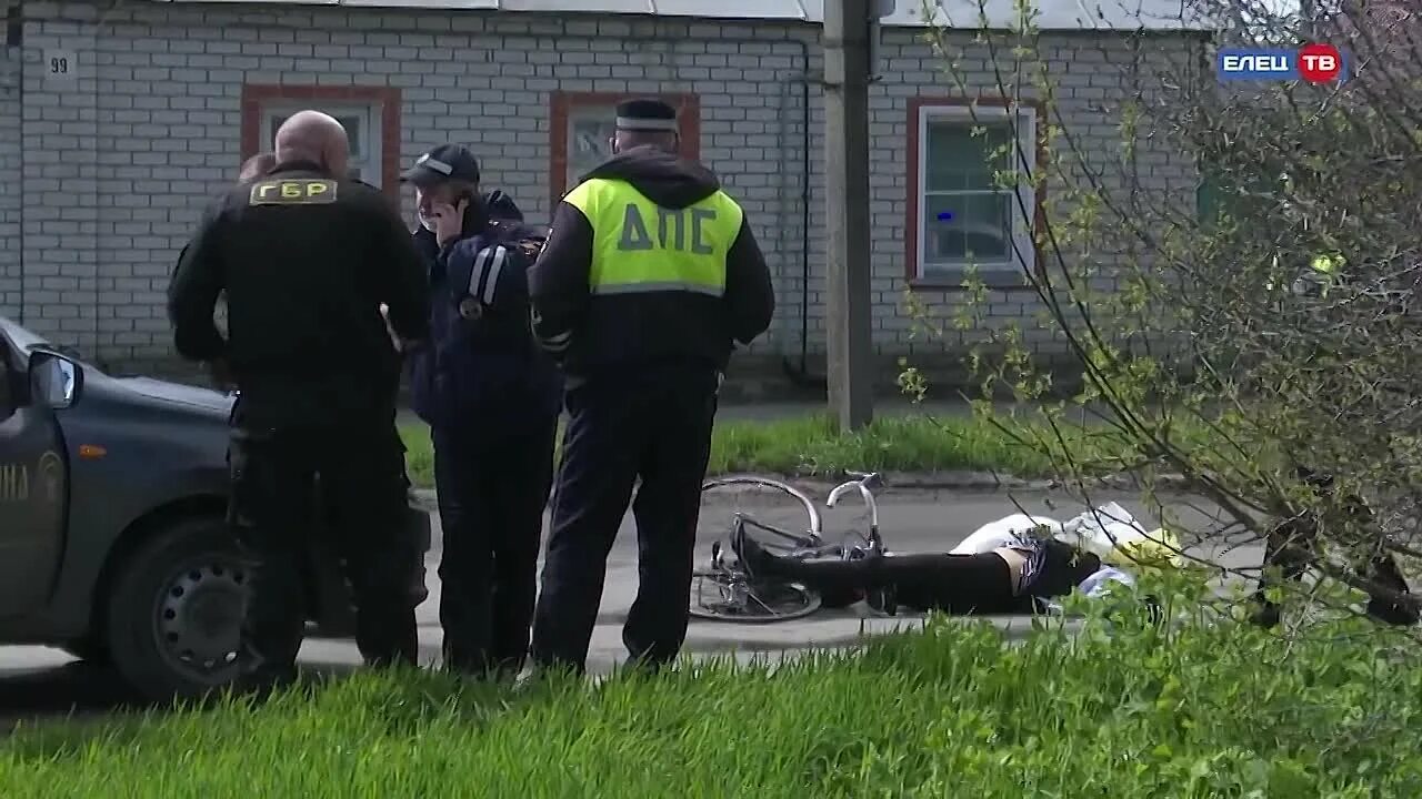 Зарезал на дороге