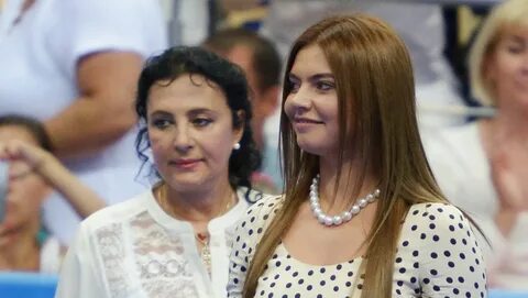 Кабаева на вечеринке