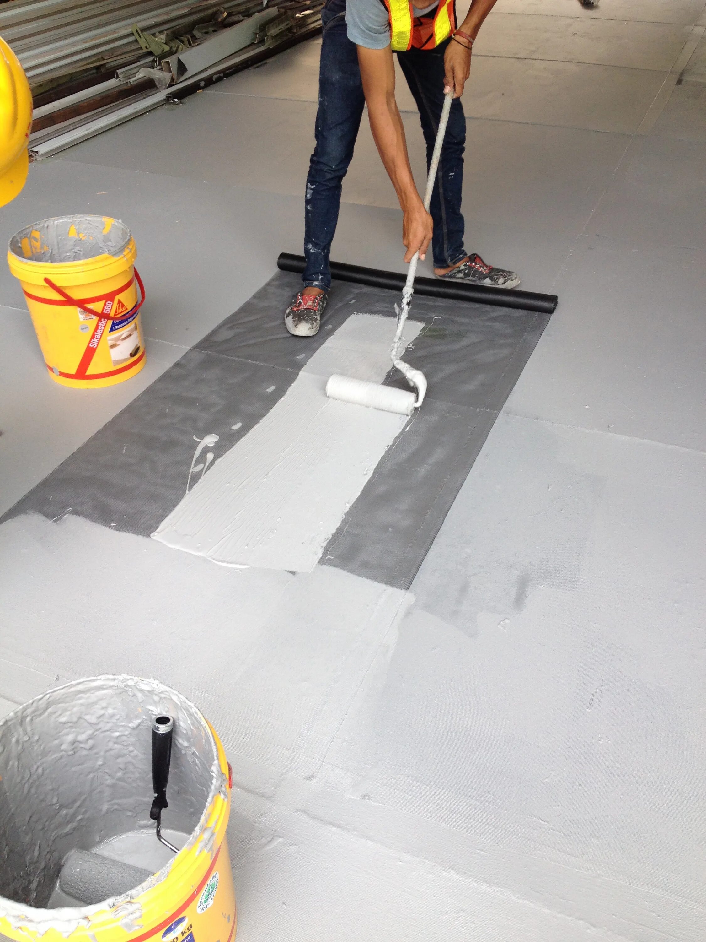 Гидроизоляция unis гидропласт 20кг. Ceresit cr 166. Гидроизоляция полимерная sika sikalastic 022 w plus синяя 4,5 кг. Sika гидроизоляция 10 кг. Цементно полимерная гидроизоляция.