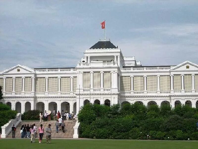 28 резиденций. 28 резиденций. президентский дворец сингапур. каса де нариньо богота. дворец бельвю внутри.