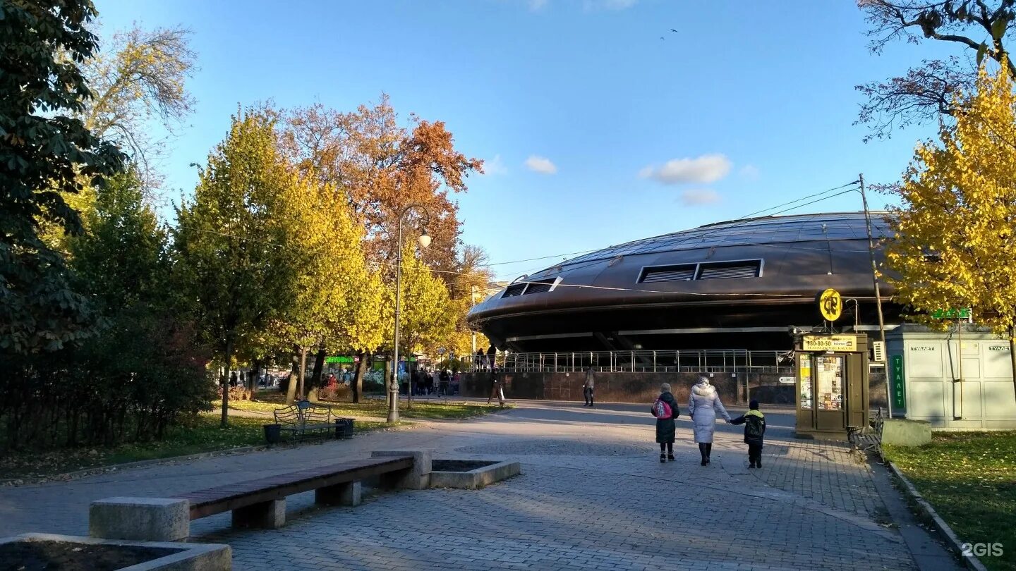 Метро горьковская. Александровский парк Санкт-Петербург Горьковская. Метро Горьковская Александровский парк. Александровский парк СПБ метро Горьковская. Горьковская метро СПБ.