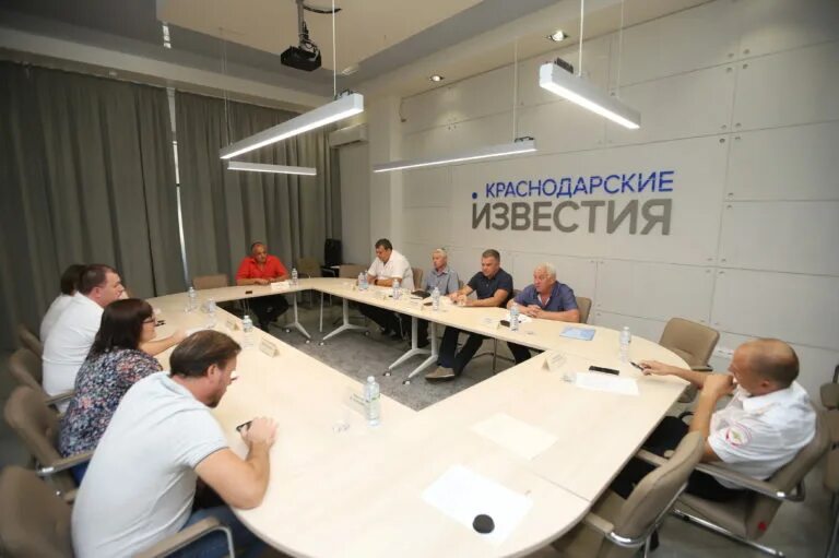Газеты краснодарского края. Сайт краснодарские известия. Новая обложка шпигель. Известия. Газета краснодарские известия архив.