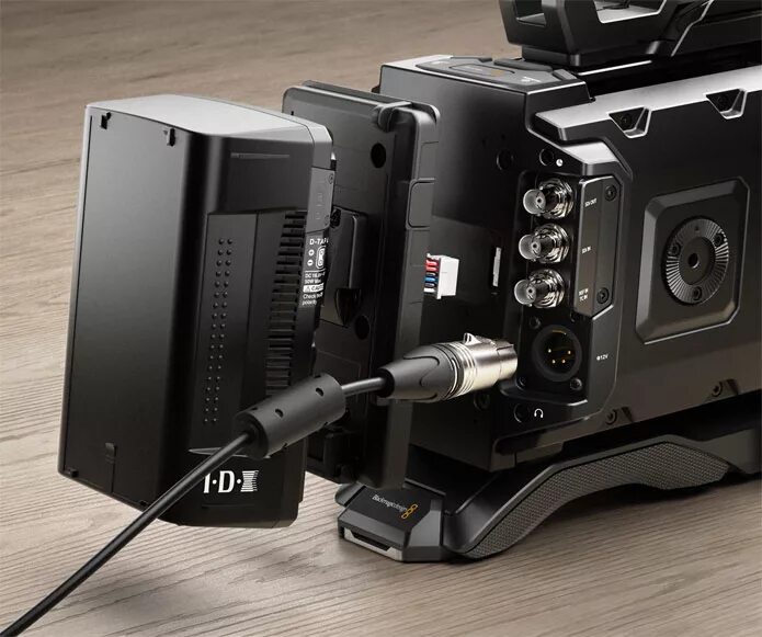 Black Magic Ursa Mini Pro 4.6k. Blackmagic Ursa Mini Pro 4.6k g2 (EF). Адаптер питания Blackmagic Ursa Mini 4.6k XLR. Blackmagic Mini Pro. Blackmagic ursa mini