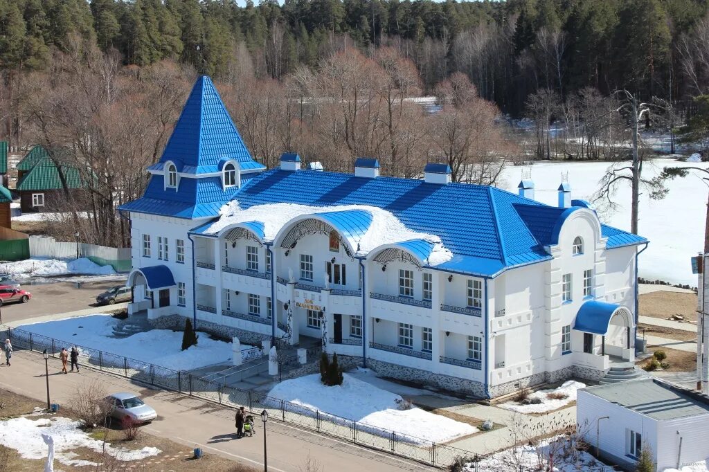 дом паломника сергиев посад. дом паломника раифа казань. музей изобразительных искусств республики карелия логотип. дом паломника. нижегородская область село дивеево советская улица 2 дом паломника.