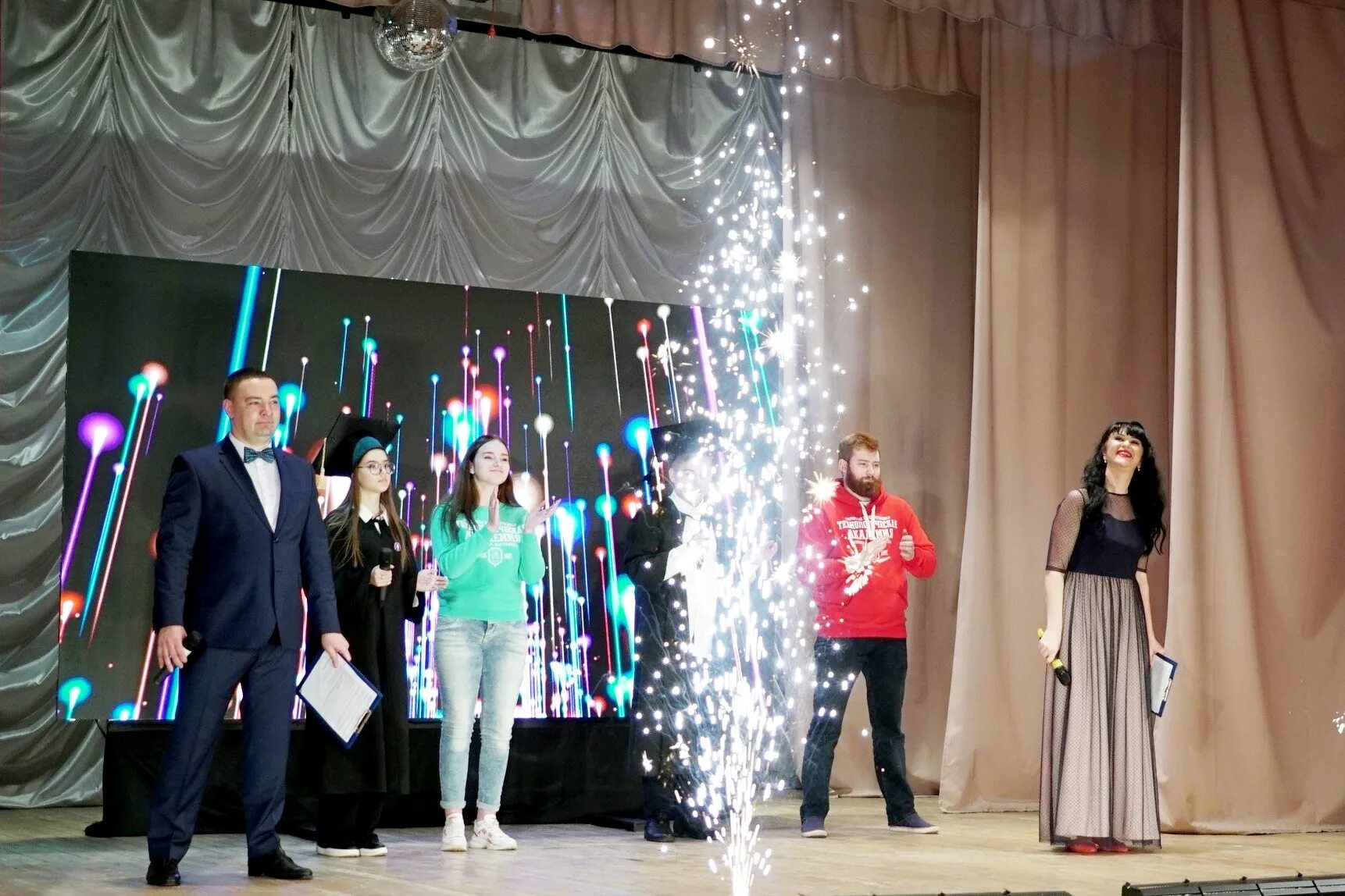 Открытие года семьи. Премия имени в. Открытие года. Концерты ростов 2021. Забайкалье наука.