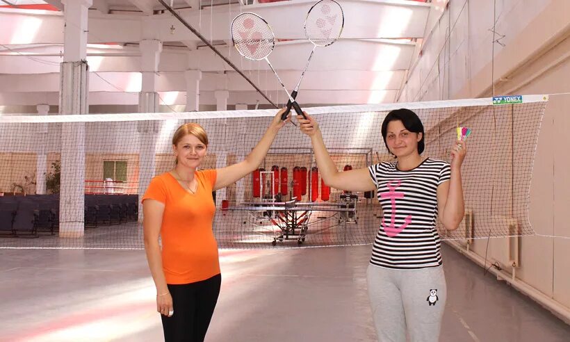 продавец магнит.