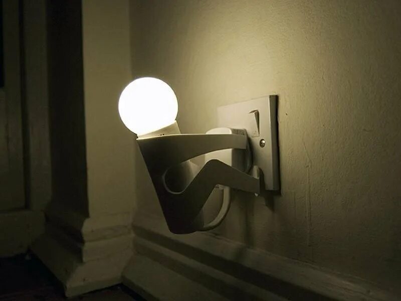 Fun light. Необычные настенные светильники. Креативные светильники на стену. Оригинальные бра на стену. Ночники светильники на стену.