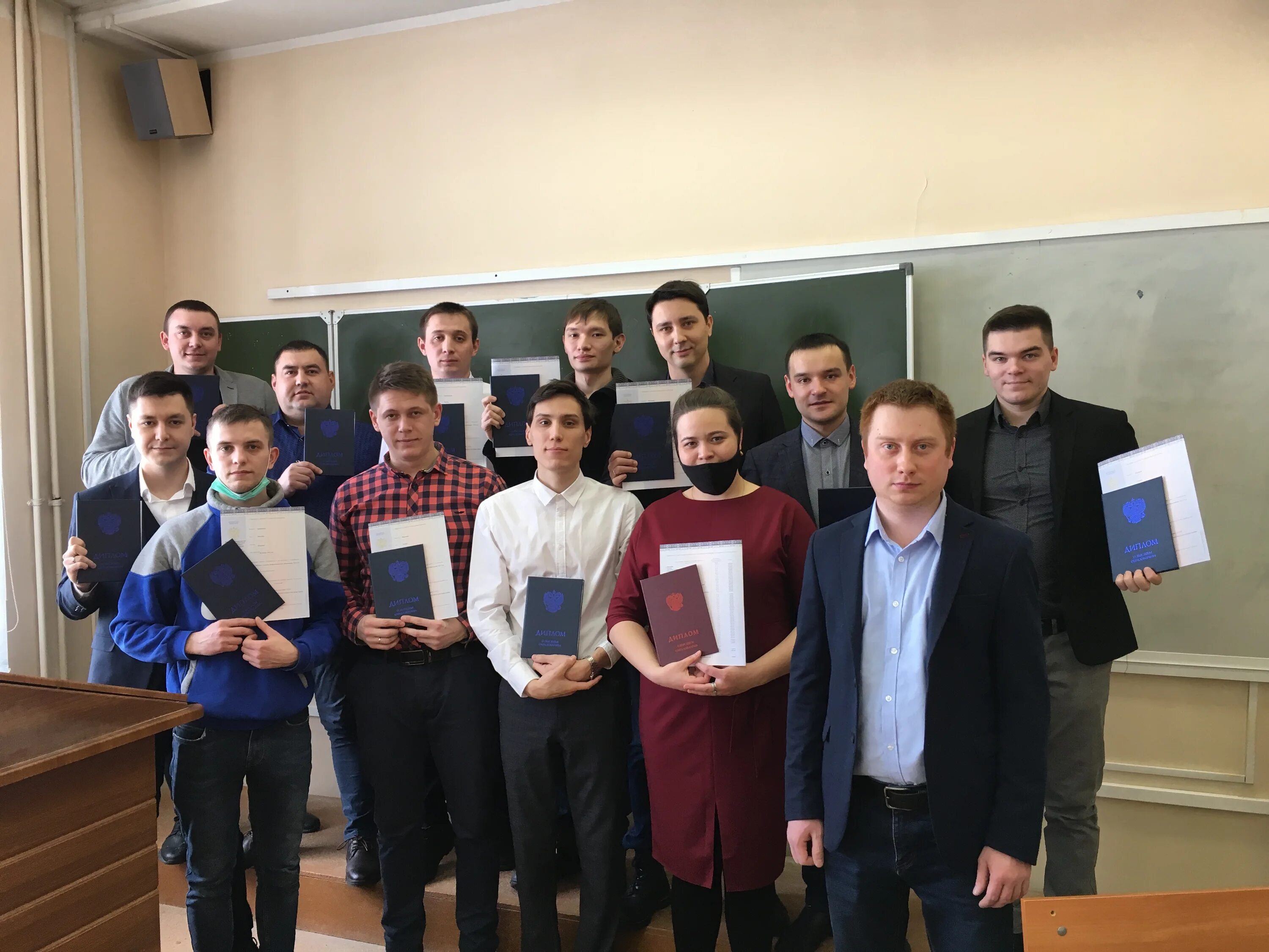 Буглимова ольга владимировна. Ниу вшэ магистратура. Нацких александра сергеевна. Бакалавр 2021. Институт управления экономики и финансов праздник.