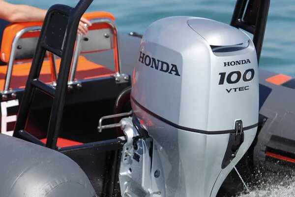 Honda 4 тактный. Honda 100 Лодочный мотор. Honda bf100. Лодочный мотор Honda bf 100. Мотор Honda bf80.