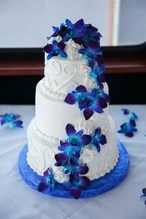 Свадебный торт в синем цвете - 68 фото